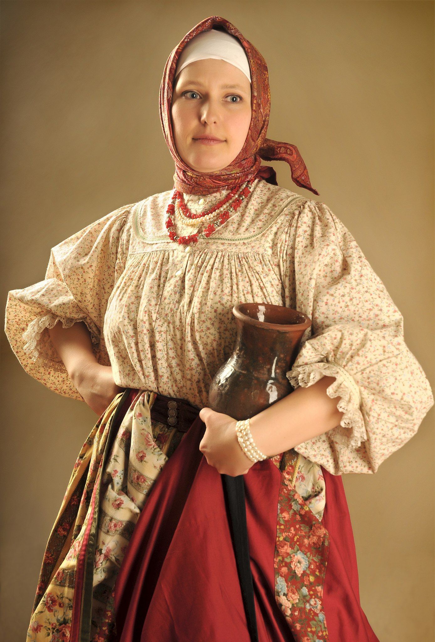 Girls in Slavic costumes in Sialkot