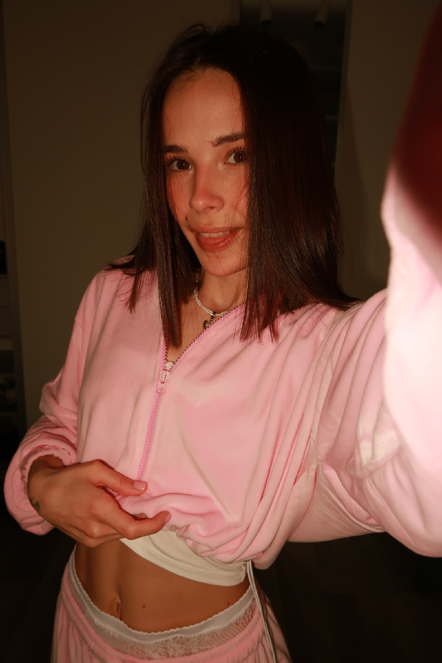 Tina brings the glow — live moments in Sialkot